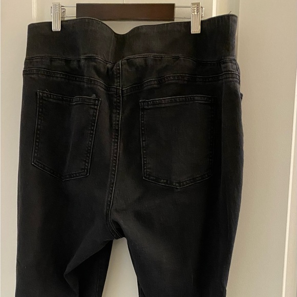 Fashion To Figure Plus Size Jeans - Picture 6 of 8